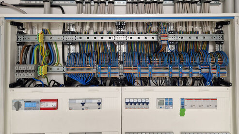 Netzwerk & technische Infrastruktur