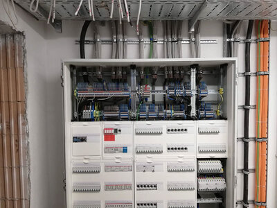 concept_elektroinstallationen_10.jpg