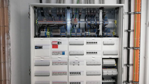 Netzwerk & technische Infrastruktur