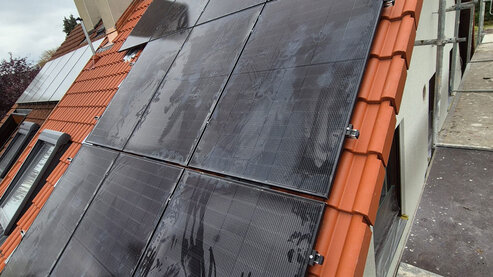 Photovoltaik-Module auf dem Dach